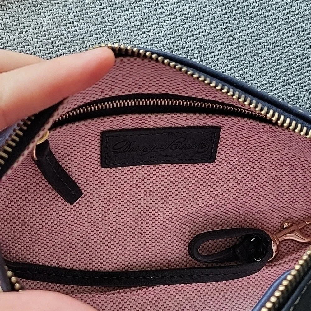 NWOT Dooney & Bourke Dark Navy Blue Leather Zip Shoulder Bag Clutch - Picture 6 of 6